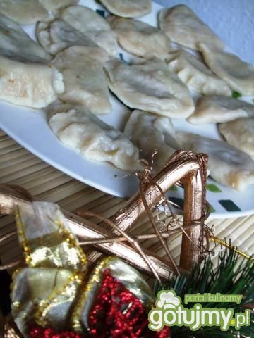 Pierogi z kapusta i grzybami Pierogi z kapusta i grzybami