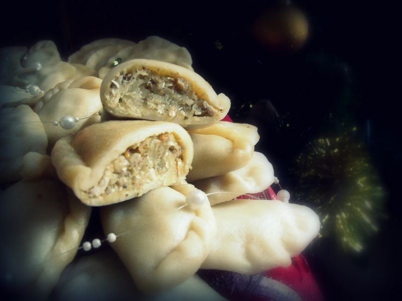Pierogi z kapustą i mięsem Pierogi z kapustą i mięsem