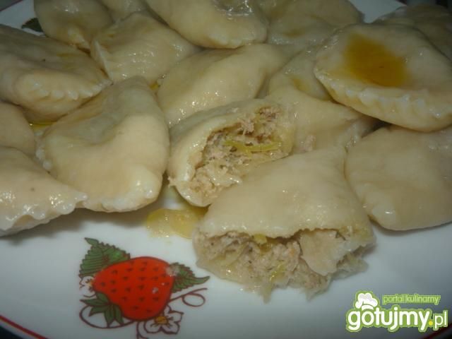 Pierogi z kapustą i mięsem Pierogi z kapustą i mięsem