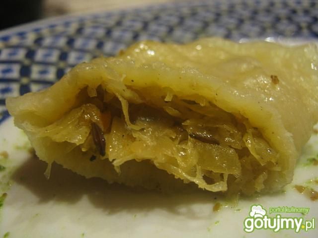 Pierogi z kapustą kiszoną 