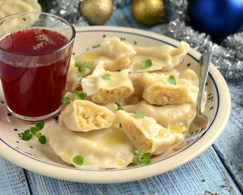 Pierogi z kapustą z grochem Pierogi z kapustą z grochem