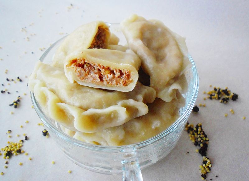 Pierogi z kaszą jaglaną i serem Pierogi z kaszą jaglaną i serem