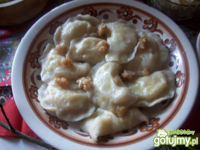 Pierogi z k.gryczaną, serem i skwarkam Pierogi z k.gryczaną, serem i skwarkam