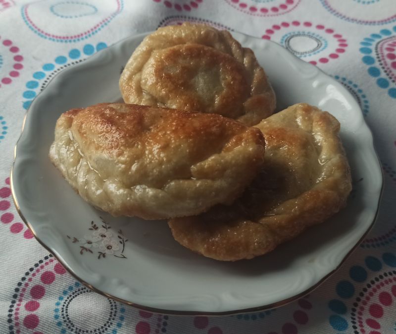 Pierogi z kurtkami i słodką kapustą Pierogi z kurtkami i słodką kapustą