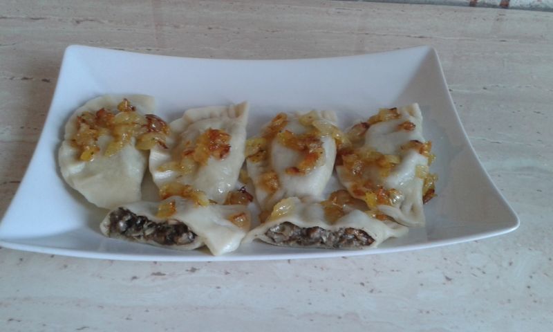 Pierogi z leśnymi grzybami Pierogi z leśnymi grzybami
