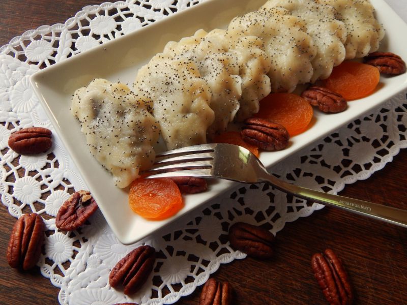 Pierogi z makiem i bakaliami Pierogi z makiem i bakaliami