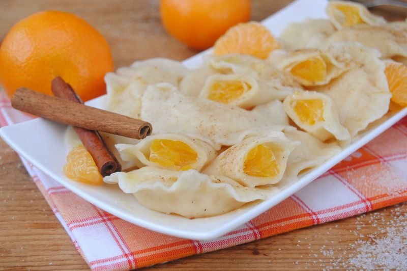 Pierogi z mandarynką Pierogi z mandarynką
