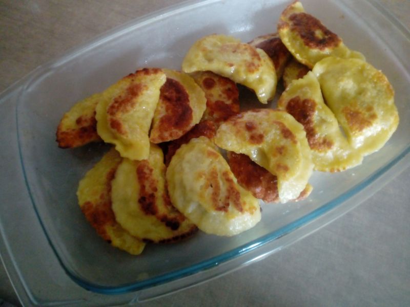 Pierogi z mięsem drobiowym Pierogi z mięsem drobiowym