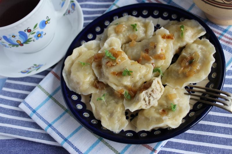 Pierogi z mięsem i kaszą jęczmienną