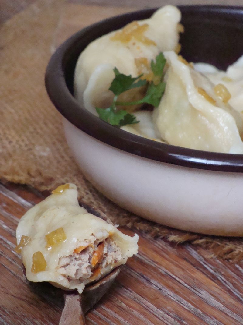 Pierogi z mięsem i kaszą pęczak