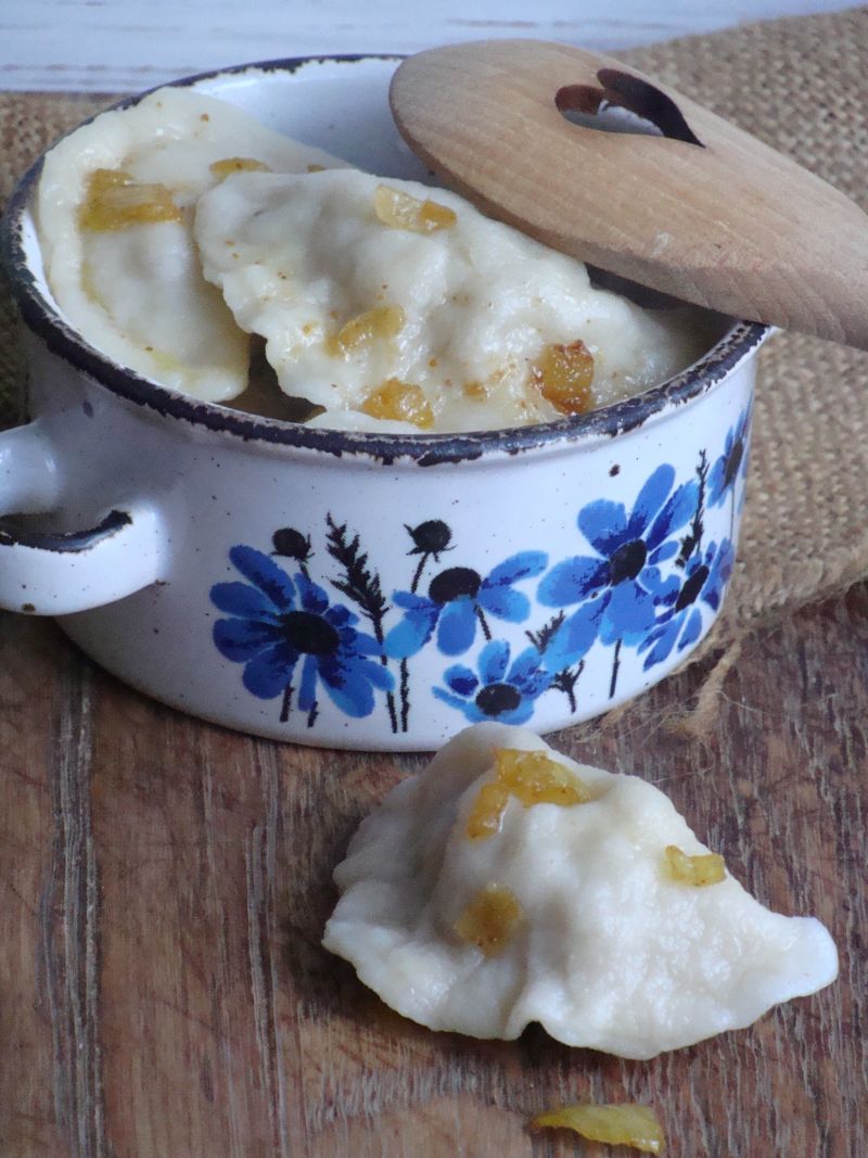 Pierogi z mięsem i papryką