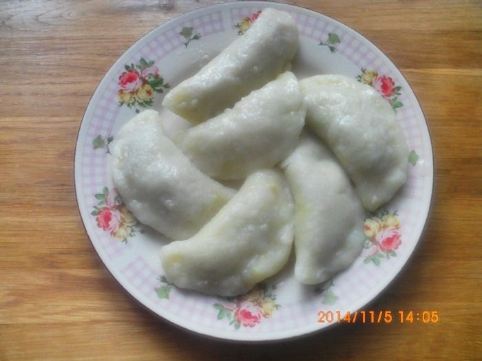 Pierogi z mięsem, kaszą i warzywami