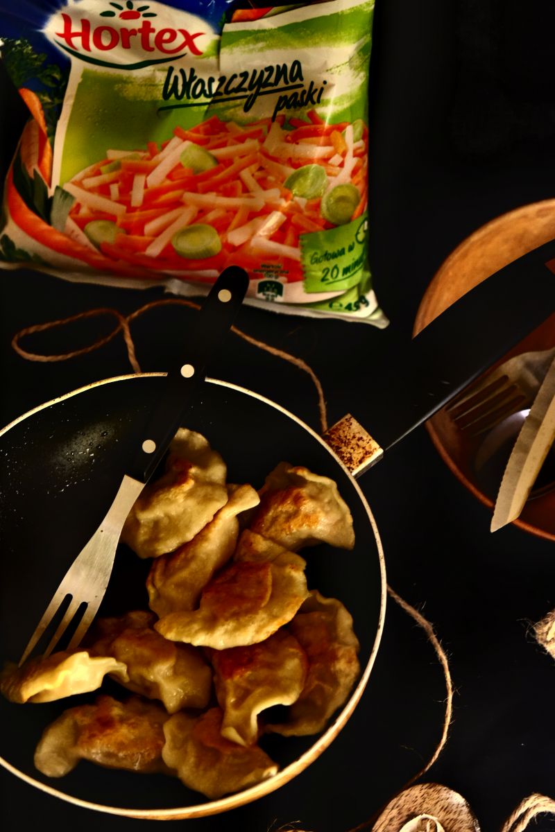 Pierogi z mięsem z rosołu i włoszczyzną Hortex  Pierogi z mięsem z rosołu i włoszczyzną Hortex