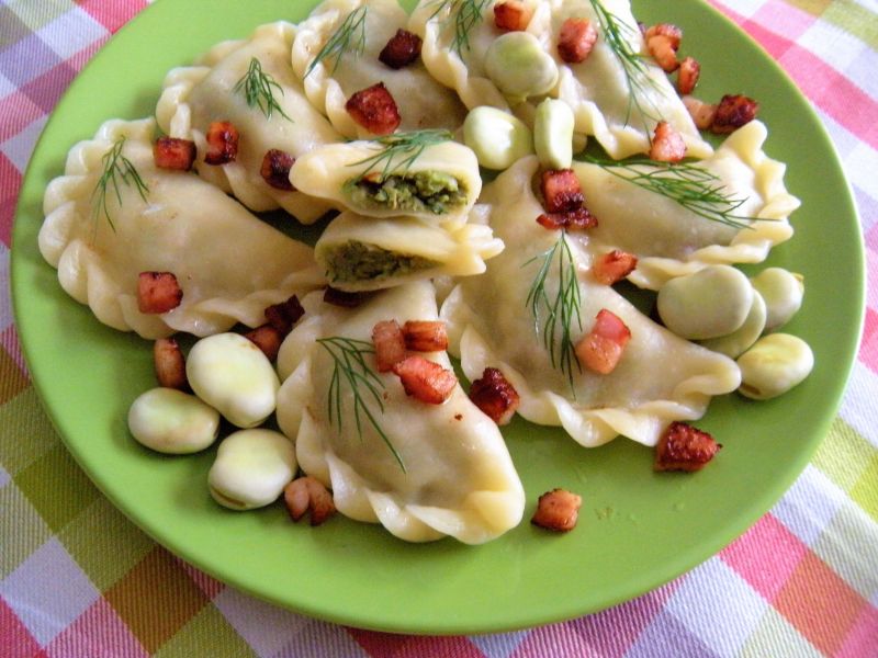 Pierogi z młodym bobem Pierogi z młodym bobem