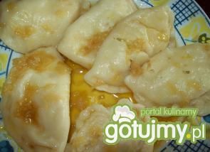 Pierogi z pieczarkami  Pierogi z pieczarkami