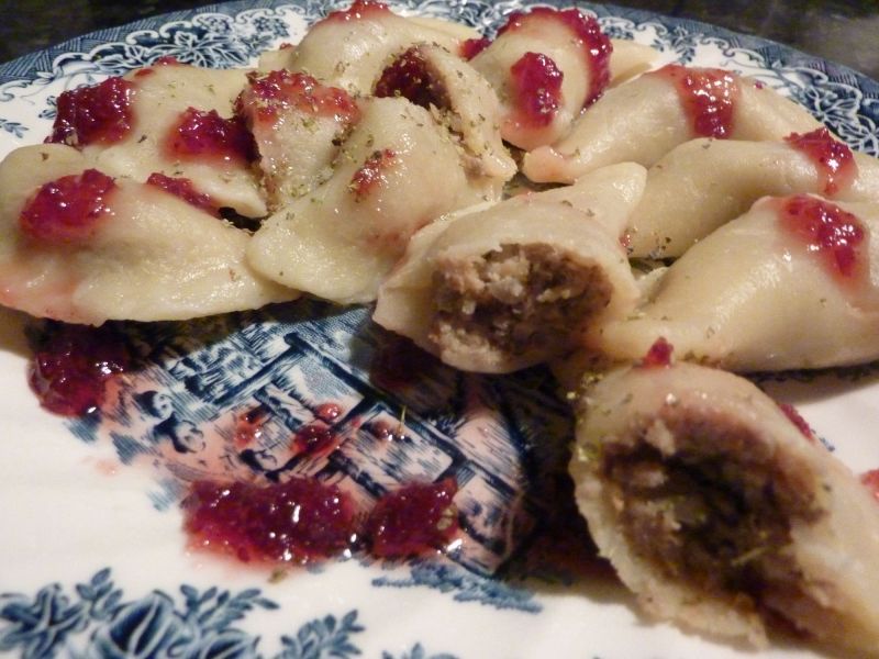 Pierogi z pieczoną kaczką i warzywami Pierogi z pieczoną kaczką i warzywami