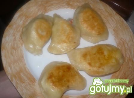 Pierogi z serem 12 Pierogi z serem 12
