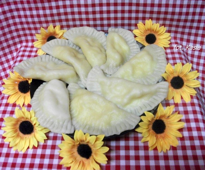 Pierogi z serem Pierogi z serem