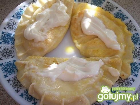 Pierogi z serem. Pierogi z serem.