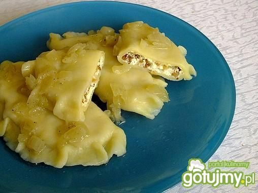 Pierogi z serem i kaszą gryczaną Pierogi z serem i kaszą gryczaną