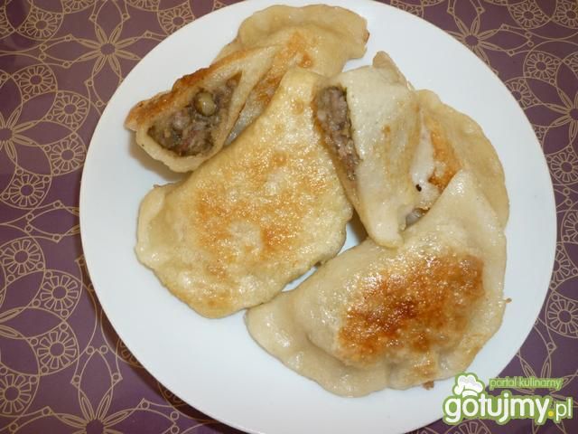Pierogi z soczewicą obsmażane
