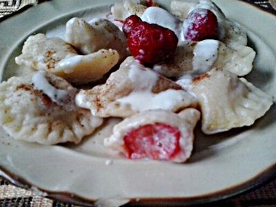 Pierogi z truskawkami Pierogi z truskawkami