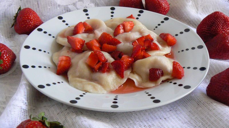 Pierogi z truskawkami