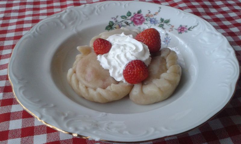 Pierogi z truskawkami