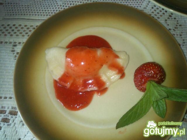 Pierogi z truskawkowe od Mariel