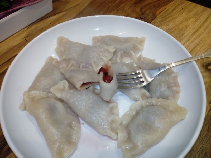 Pierogi z wiśniami Pierogi z wiśniami