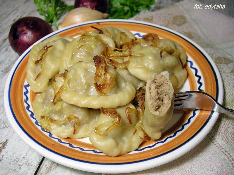 Pierogi z wołowiną Pierogi z wołowiną