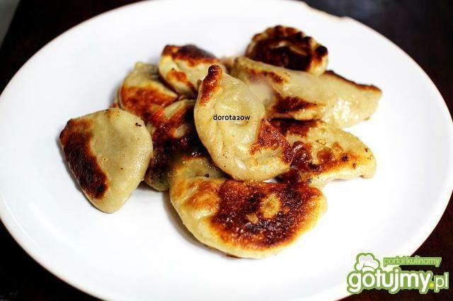 Pierogi z ziemniakami na ostro