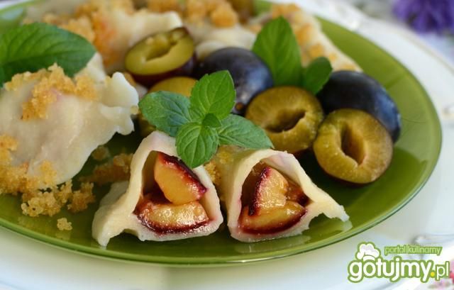 Pierogi ze śliwką