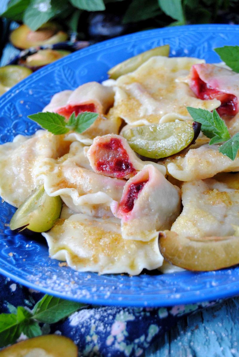 Pierogi ze śliwką