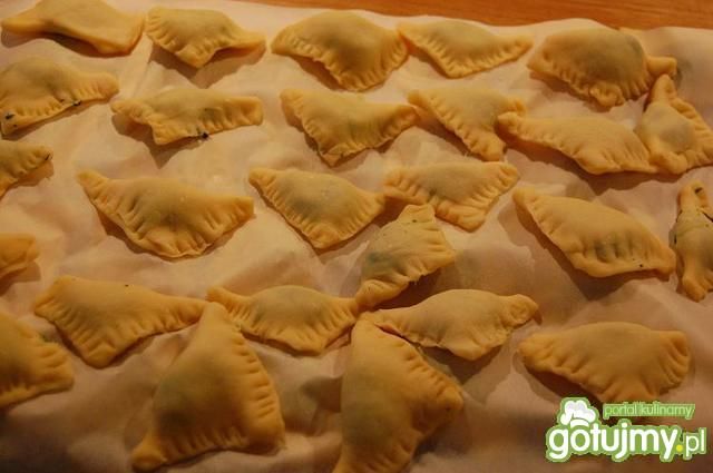 Pierogi ze szpinakiem i parmezanem