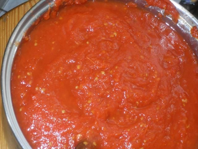 Pierogowy sos pomidorowy