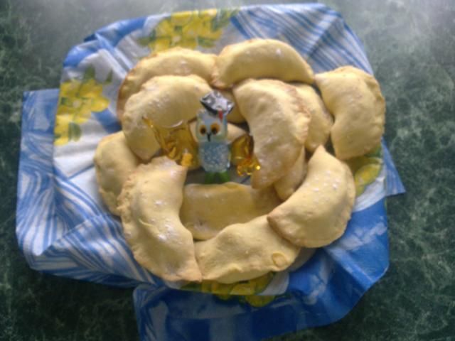 Pierożki półfrancuskie z jabłkiem