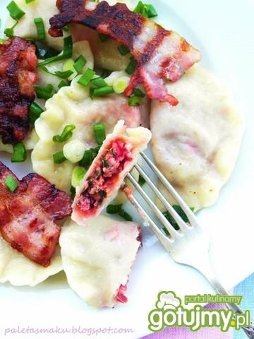 Pierożki z botwinką i bryndzą