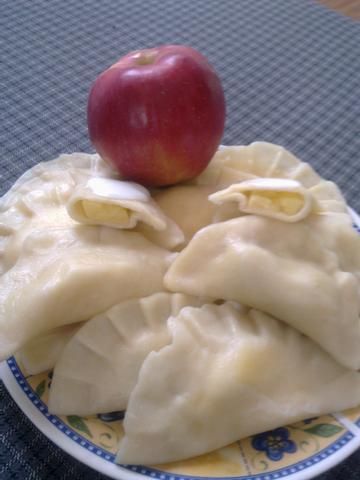 Pierożki z jabłkiem