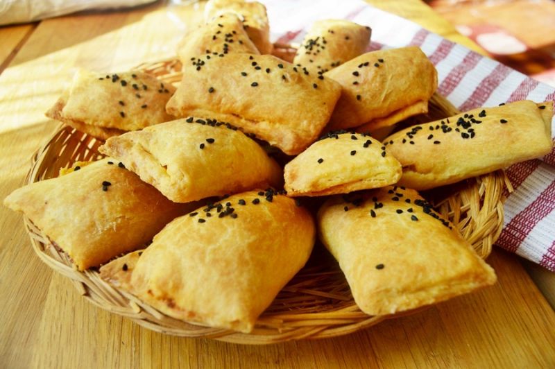 Pierożki z mięsem i warzywami Pierożki z mięsem i warzywami