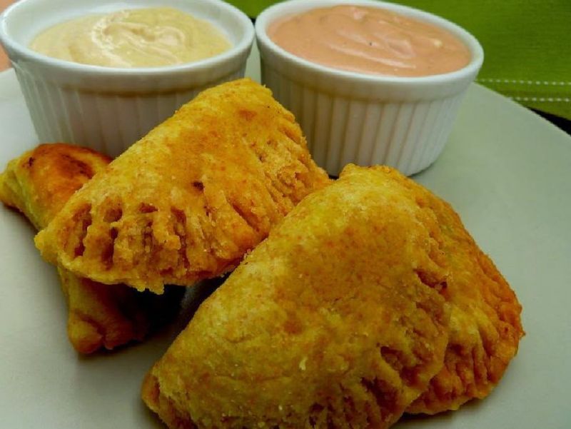 Pierożki z patelni z ziemniakami i groszkiem