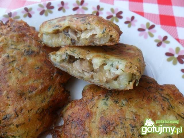 Pierożki ziemniaczano-koperkowe z kapust Pierożki ziemniaczano-koperkowe z kapust