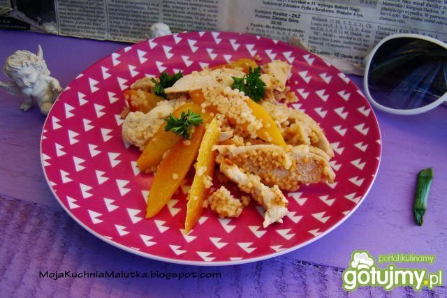 Pierś kurczaka z brzoskwinią 