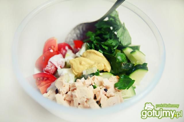 Pierś kurczaka z warzywami w musztrdowym