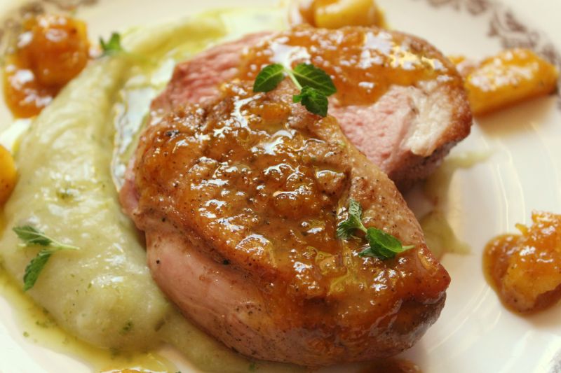 Pierś z kaczki w sosie pomarańczowym