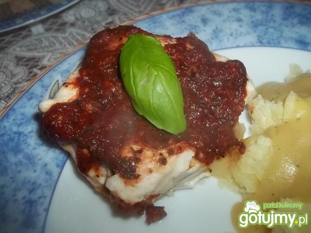 Pierś z kurczaka na pomidorowo