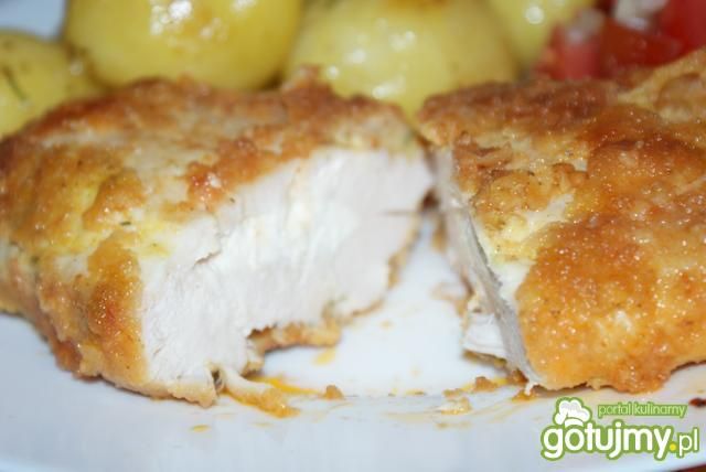 Pierś z kurczaka nadziewana serem feta