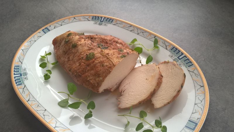 Pierś z kurczaka pieczona w folii Pierś z kurczaka pieczona w folii