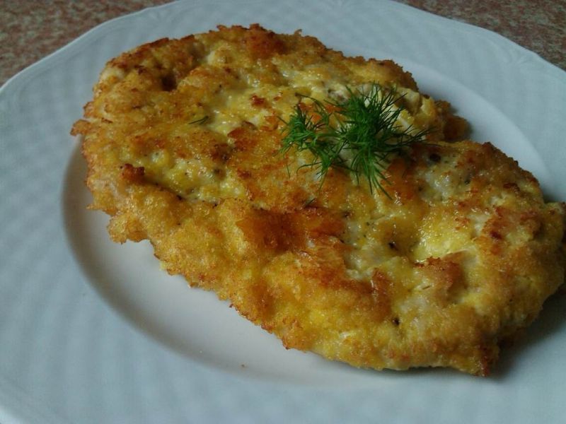 Pierś z kurczaka w kukurydzianych chrupkach