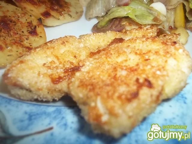 Pierś z kurczaka w migdałach Pierś z kurczaka w migdałach